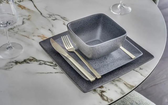 ModernHaus Autograph Collection