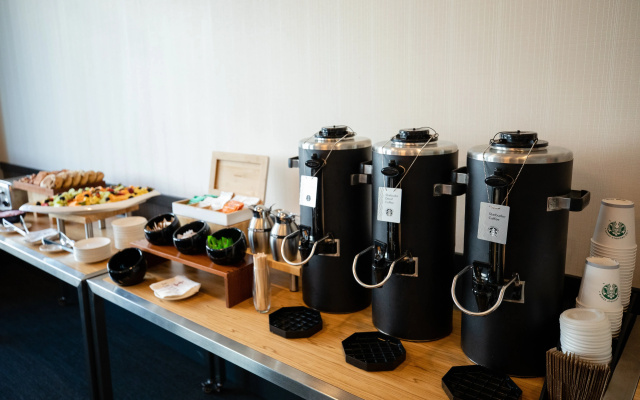 Hotel Indigo Everett - Waterfront Place by IHG
