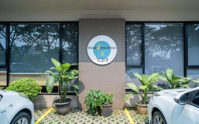Three J Residence 2