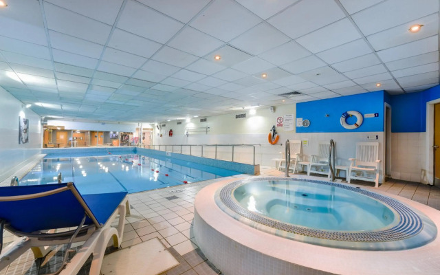 Holiday Inn Edinburgh by IHG