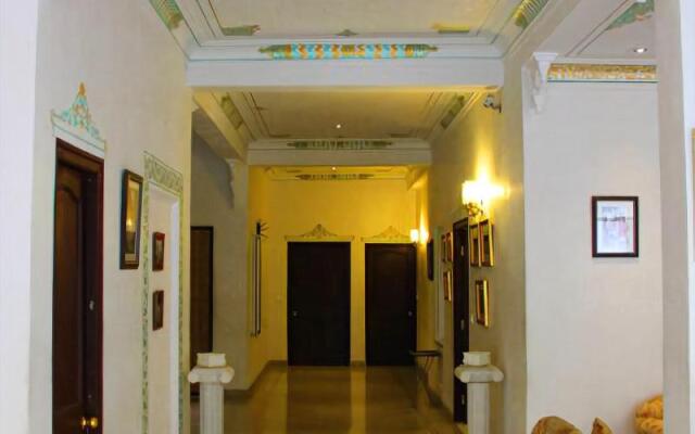 Hotel Boheda Palace