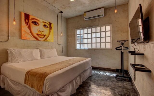 Angelina by Playa Moments