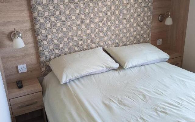 4 Berth Luxury Static Home