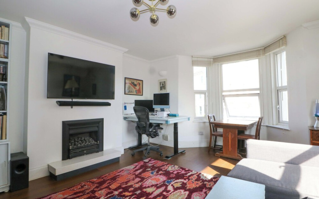 Fairhazel Apartment