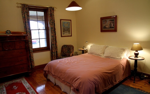 Adelaide Heritage Cottages & Apartments – Guest Rooms – Adelaide