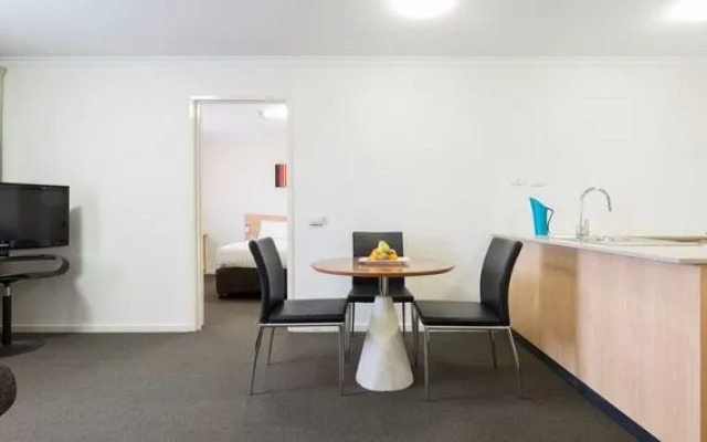 Premier Hotel & Apartments