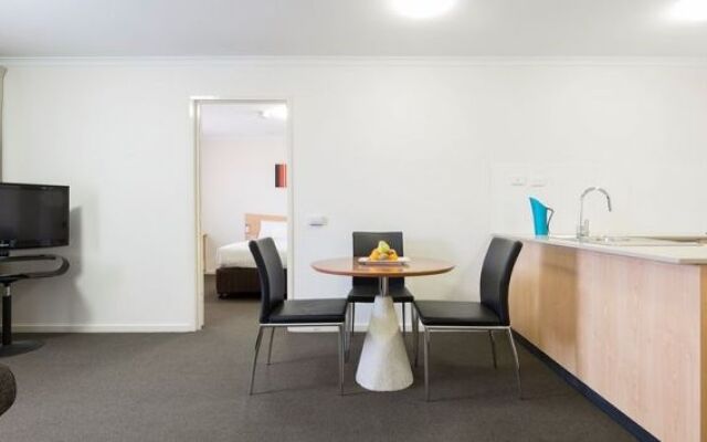Premier Hotel & Apartments