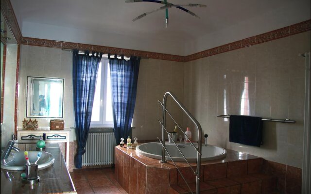 Villa Sassi AC
