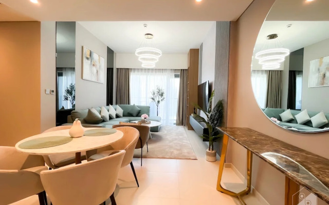 Luxury Burj Royale Burj Khalifa & Fountain view