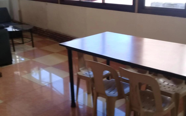 ASHBURN'S Transient Baguio - BUDGET Accommodation