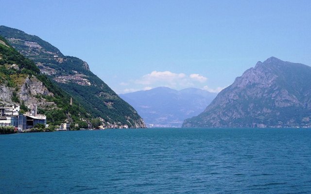 Stunning Home in Pilzone/iseo With 4 Bedrooms and Wifi