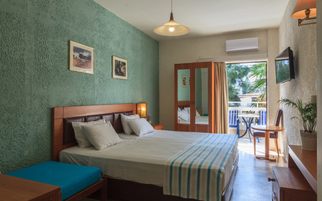 Sunset Beach Hotel
