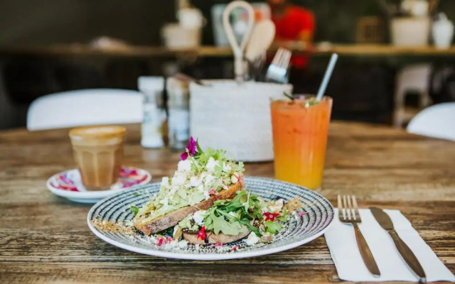 10 Hastings Street Boutique Motel & Cafe