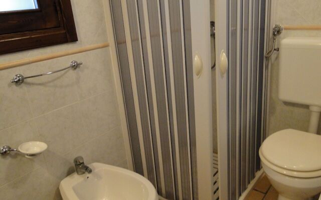 Quaint Holiday Home in Matino With Swimming Pool