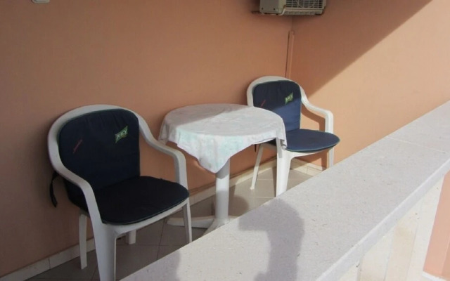 Andy - Only 50 m From Beach - A2