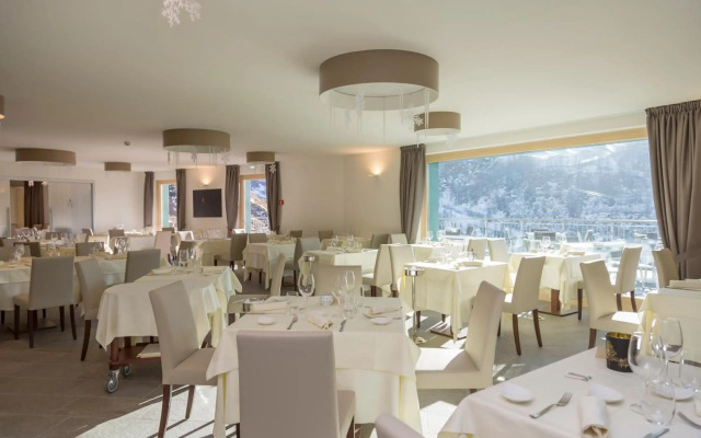 White Angel Hotel