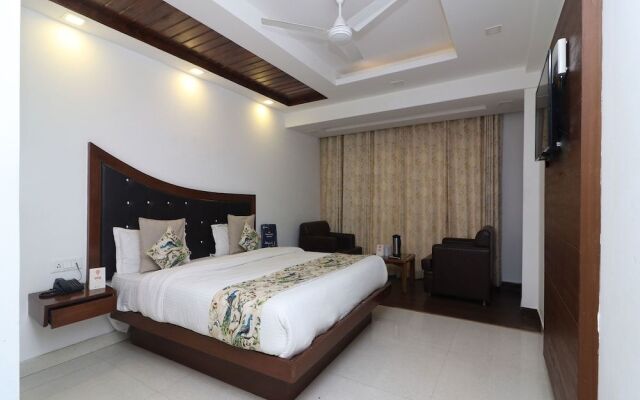 OYO 17070 Vrindavan Resort