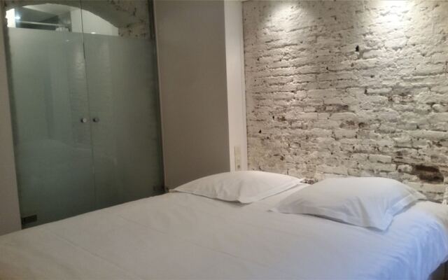 Art Deal - Roquelaine