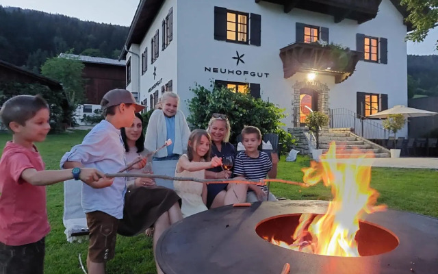 NEUHOFGUT - FERIENBAUERNHAUS exklusiv und privat!