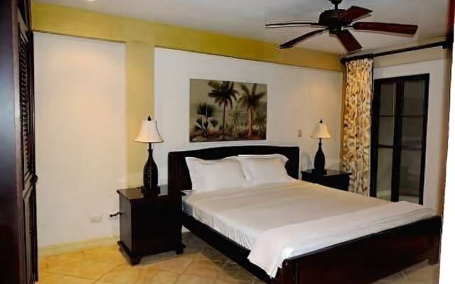 Tamarindo Mango condominiums