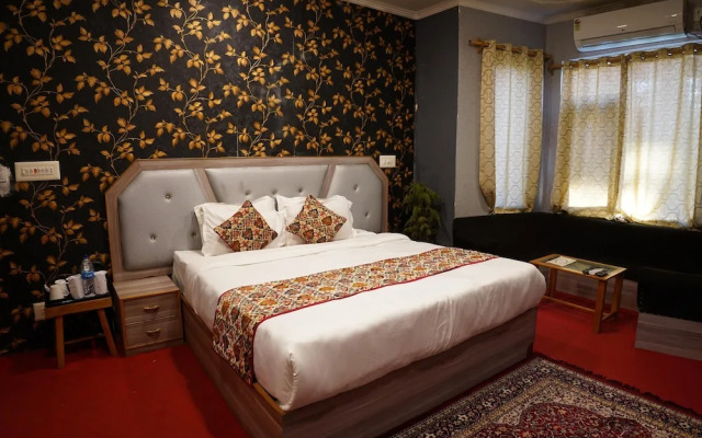 Rozan Jaai Orchard Hotel