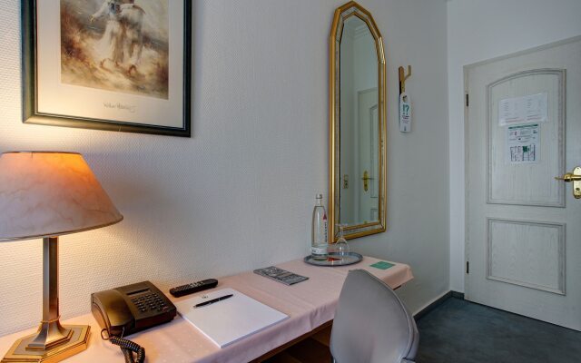 Centro Hotel Arde Koln, Trademark Collection by Wyndham