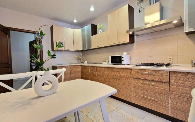 Urban Apartments (Урбан Апартментс) на улице Япеева