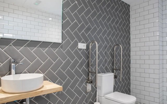 Valencia Port Rooms I