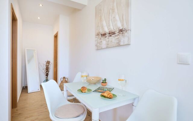 Hedera Estate, Hedera A38