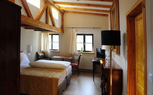 Hotel Schlossresidenz Heitzenhofen