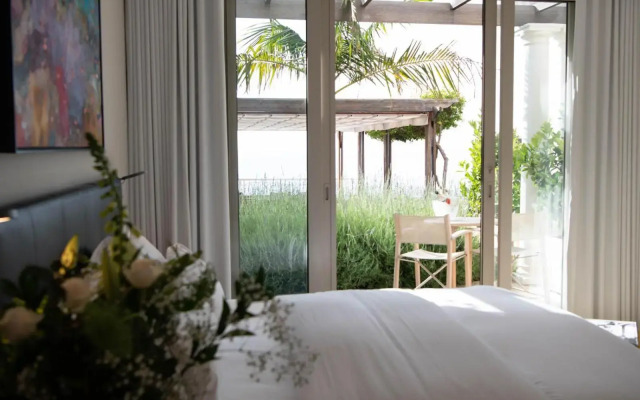 Compass House Boutique Hotel