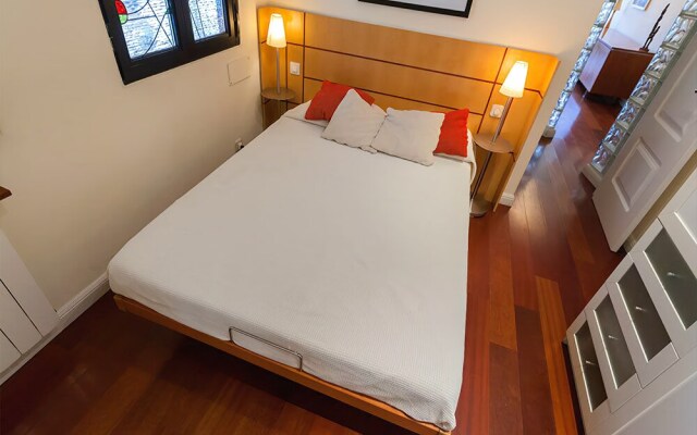 PYR Select Jardines de Debod