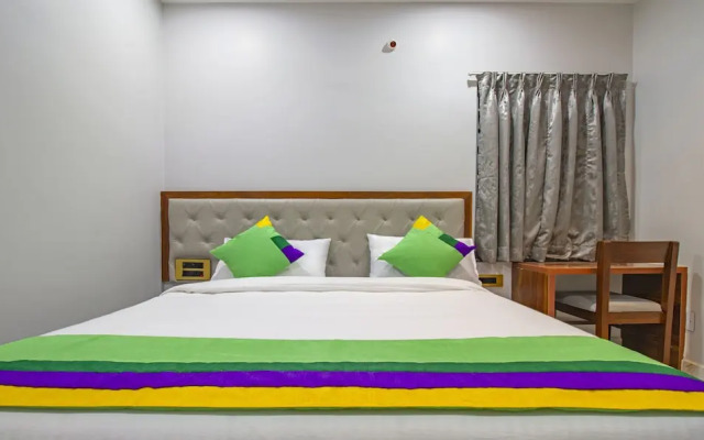 Treebo Abhi Suites, 400 M From Guntur Junction