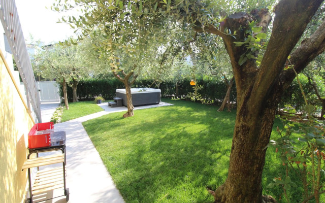 Villa Lori apartments