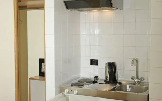 Mansour Suites Plaza