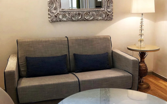 Acropolis TownHouseCo Suites