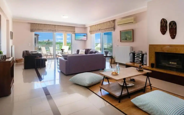 Stunning Comfortable Family House in Chania