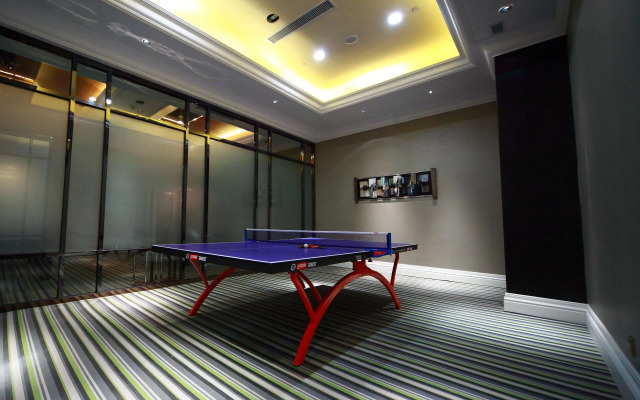 Howard Johnson by  Domando Plaza Wulanchabu