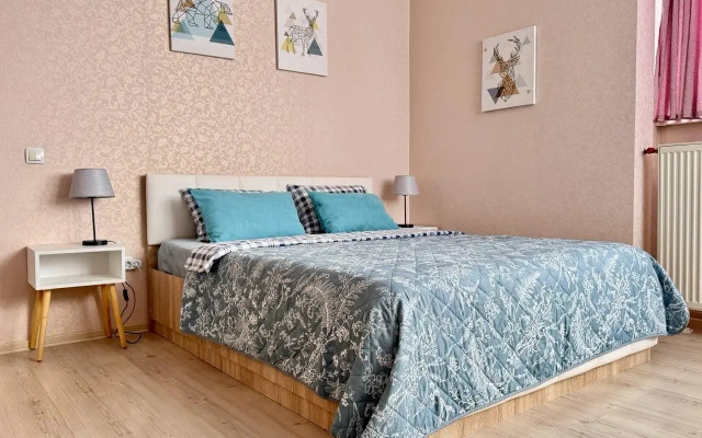 Апартаменты с колоннами InRoomSPb на проспекте Энгельса 136