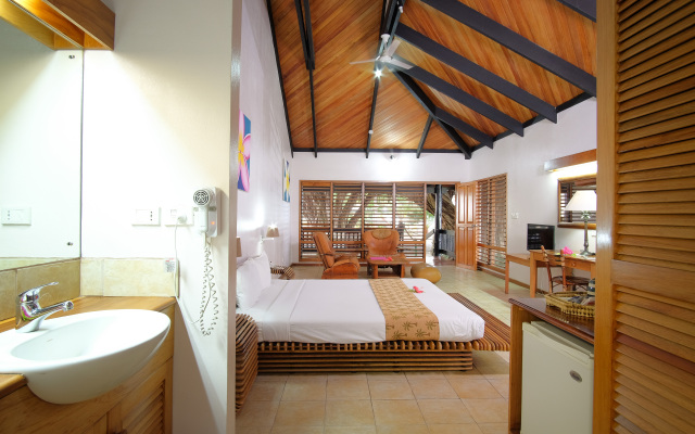 Anchorage Beach Resort