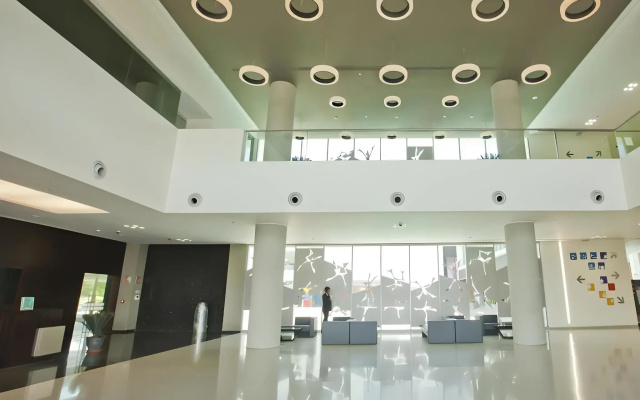 Ymca International Centre Hotel