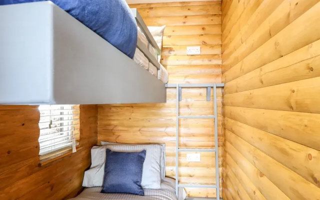 Hilltop Lodge