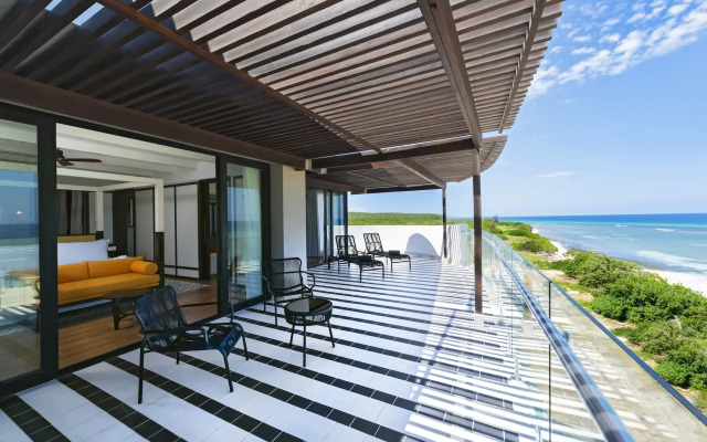Ocean Coral Spring - All Inclusive
