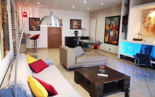 CASA DI ARTISTI AJACCIO - Holiday Homes - Classé 5 étoiles - EXCEPTIONNEL