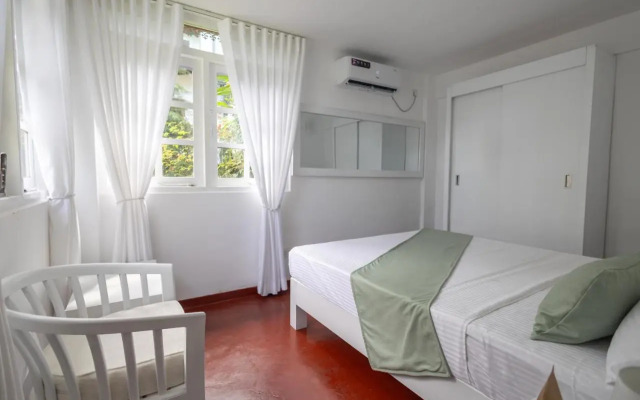 Monarch Villa Hanthana Kandy