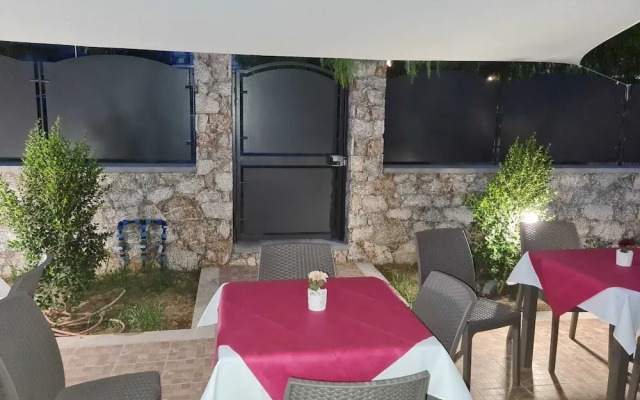 Room-b&b Villa Chiara Trappitello-taormi