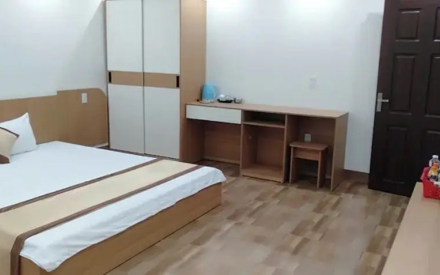 Anh Trang Hostel LS - by BAY LUXURY