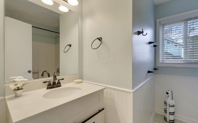 Blues Away by Long & Foster