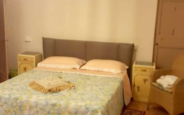 House With 2 Bedrooms in Cingoli, With Wifi