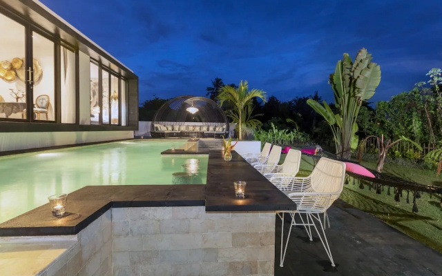 Zebra Villa by Nagisa Bali